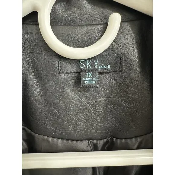 SKY Plus Women's Black Biker Jacket Faux Leather Silver Zip Cropped Plus Size 1X - Picture 6 of 7